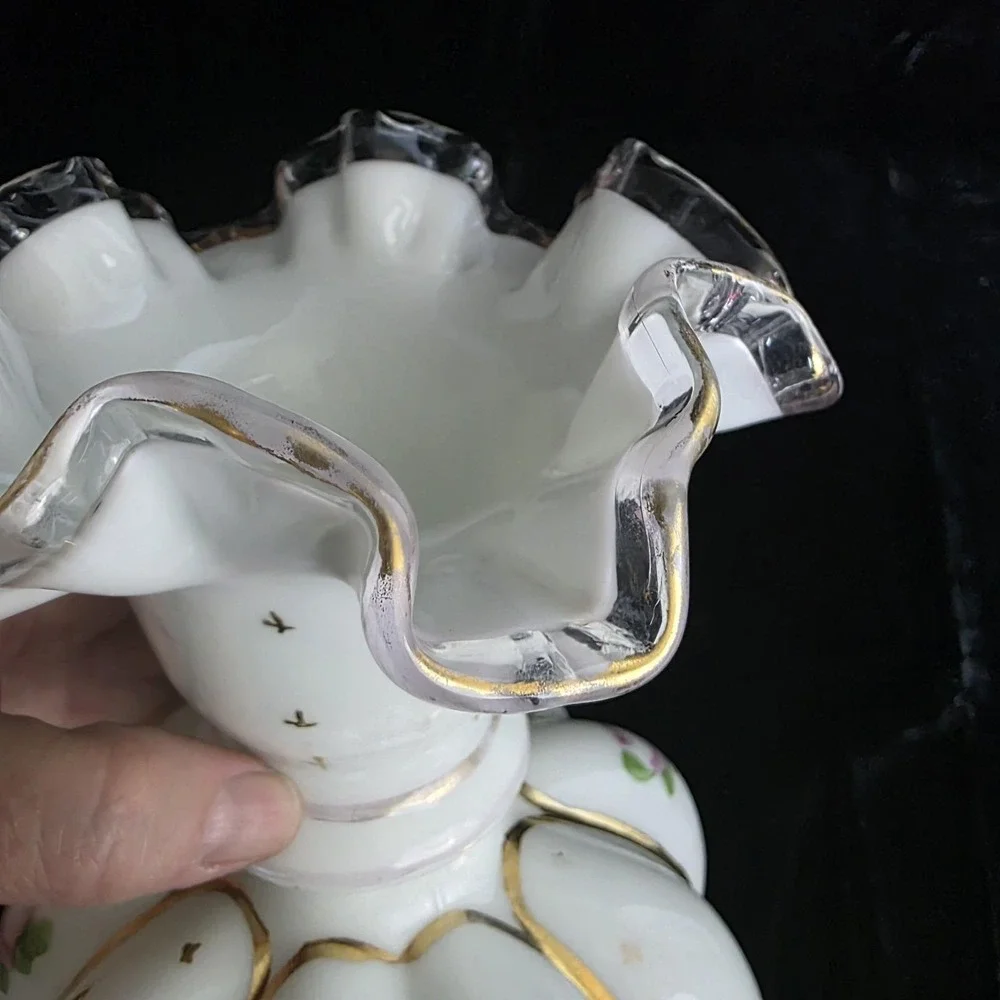 Fenton Hand Painted 1940's‎ Charleton Roses Bow Tie Melon Vase Gold Rim 8